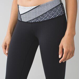 Lululemon Wunder Under 7/8 Pant - 4 Black / Dottie Eyelet White Black / White